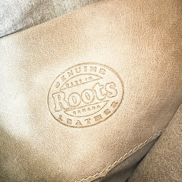 Roots Light Grey Beige Small Classic Crossbody Bag - Picture 10 of 10